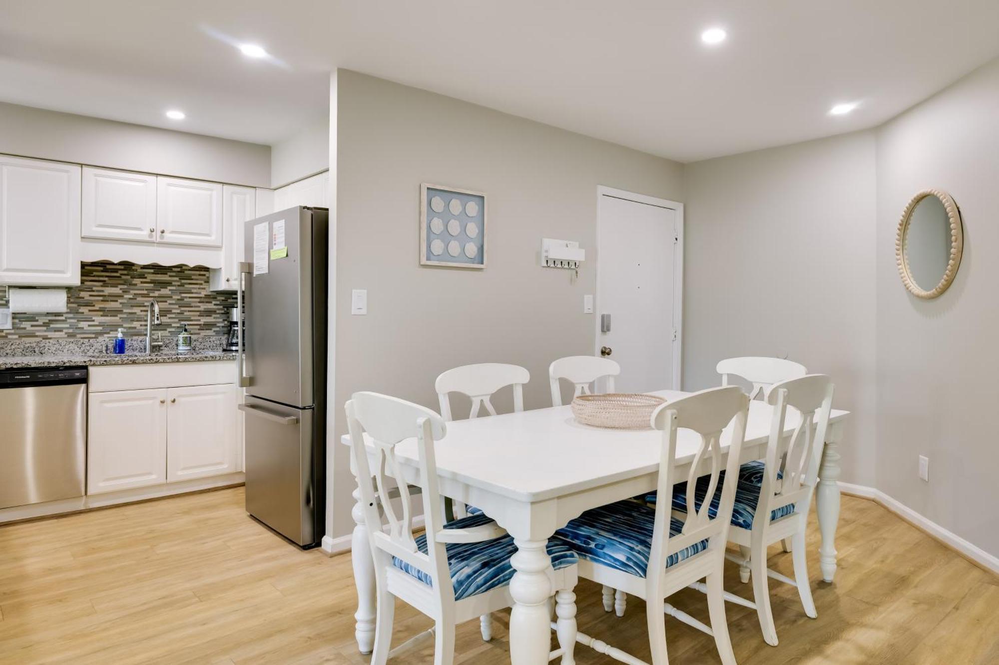 Emerald Isle Condo With Indoor Pool And Beach Access! Exterior photo